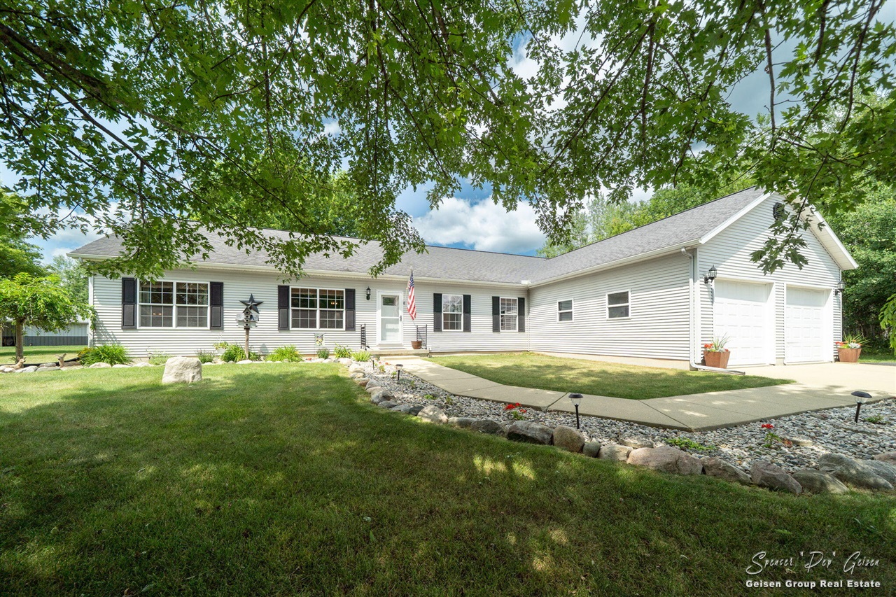 1st image of 6943 Riverwood Dr, Belding, MI 48809 | MLS# 70548469