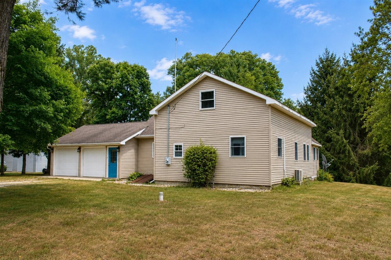 image of 17045 Old Logging Trail Rd, Hersey, MI 49639 | MLS# 70548476