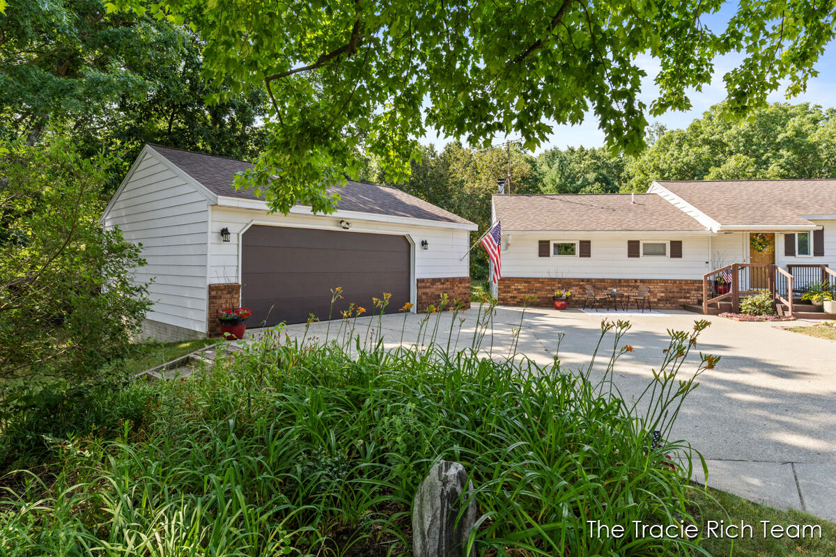 4th image of 7640 9 Mile Rd, Rockford, MI 49341 | MLS# 70548481