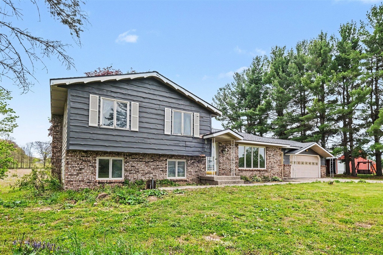 2nd image of 11400 Tefft Ave, Rockford, MI 49341 | MLS# 70548482
