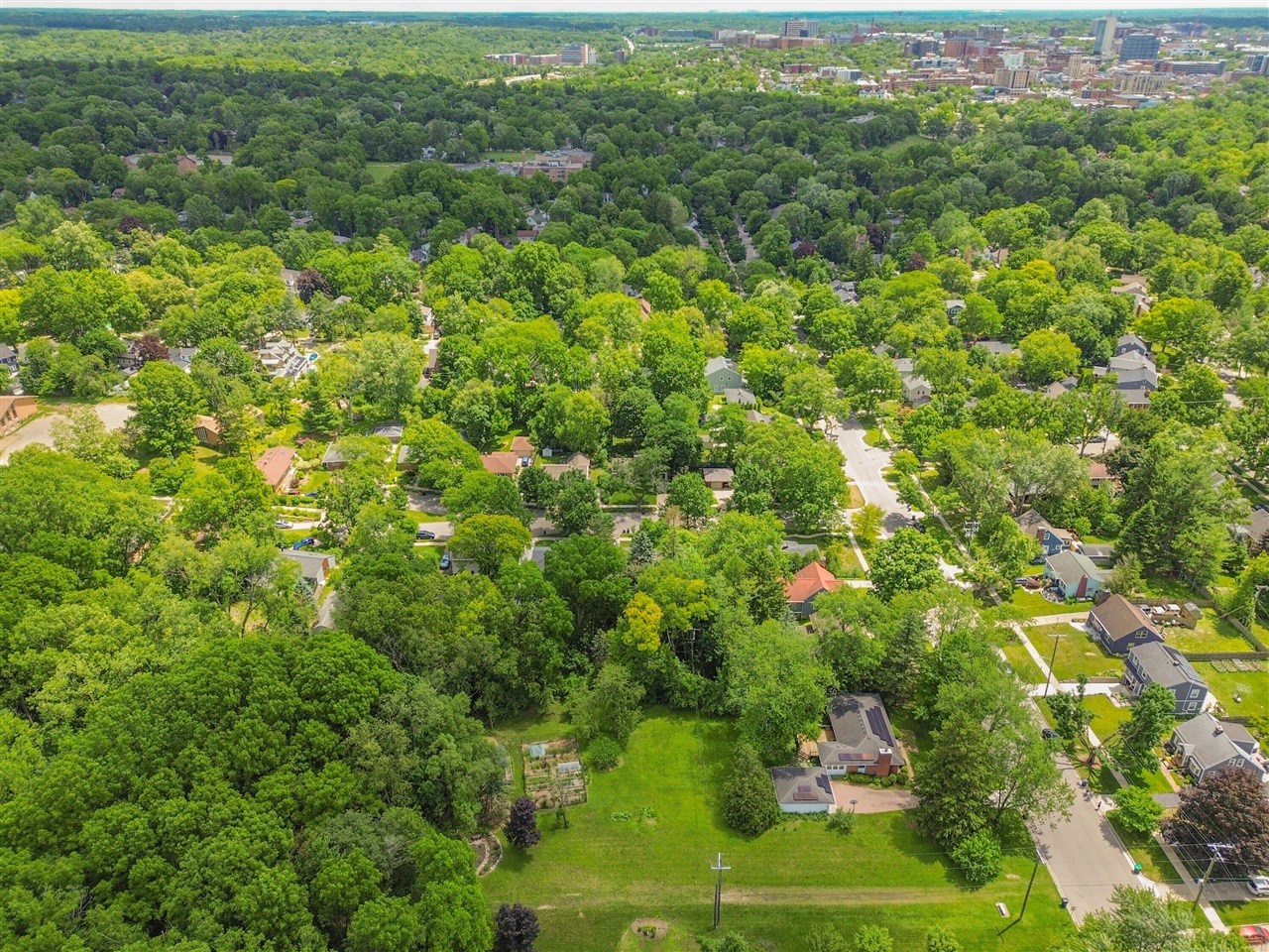 95th image of 1516 Arborview Blvd, Ann Arbor, MI 48103 | MLS# 70548510