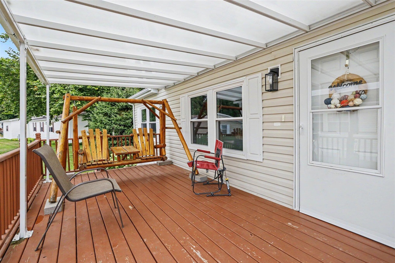 2nd image of 1367 John Ross Dr, Kalamazoo, MI 49009 | MLS# 70548554