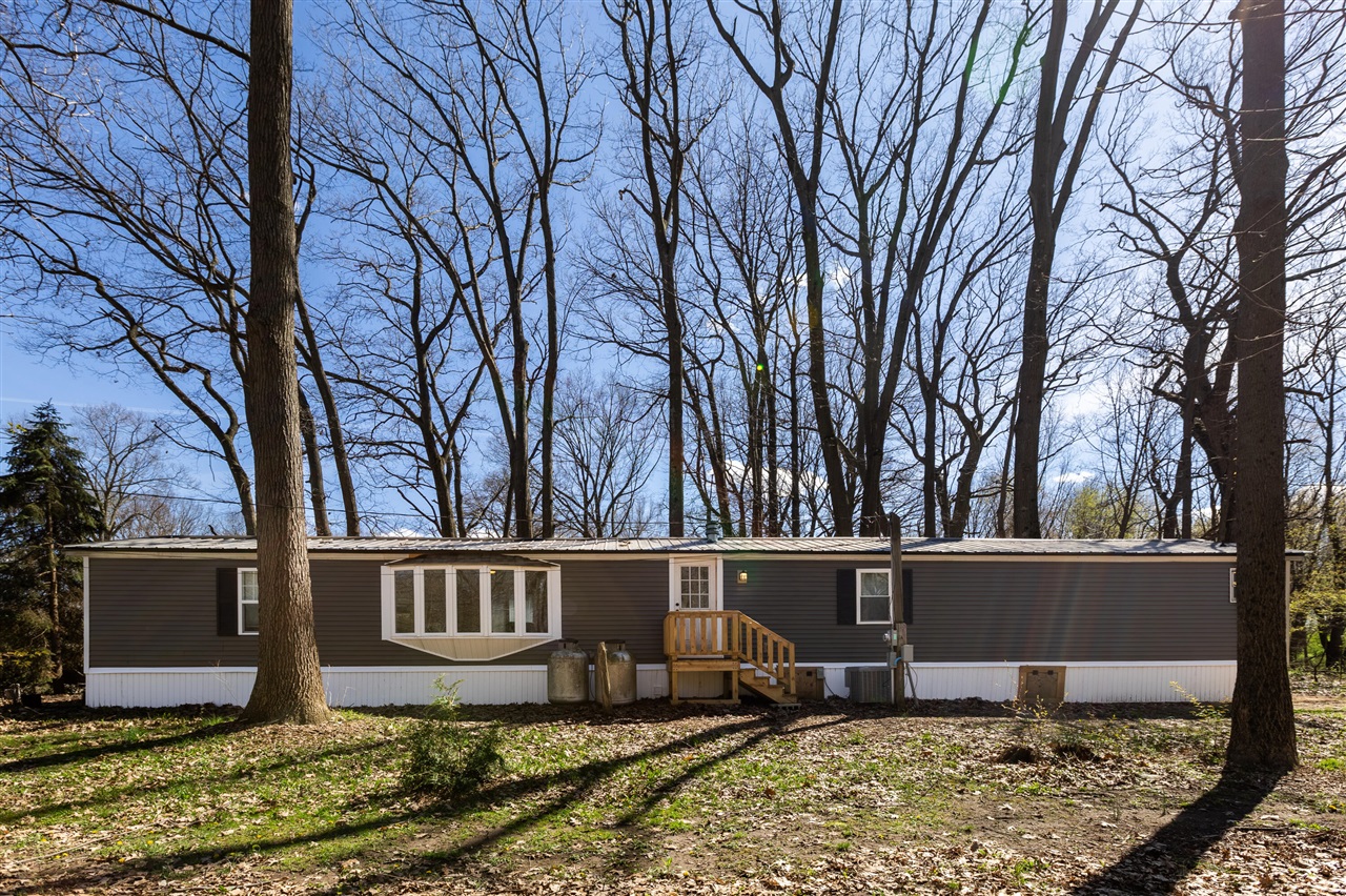5th image of 75070 Marie Dr, Lawton, MI 49065 | MLS# 70548581