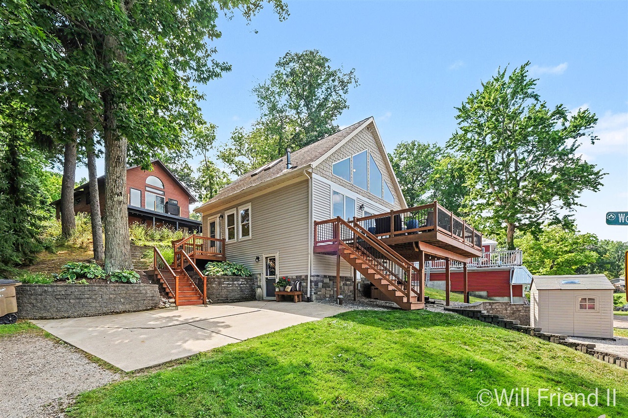 4th image of 12375 Woodland Park Dr, Belding, MI 48809 | MLS# 70548594