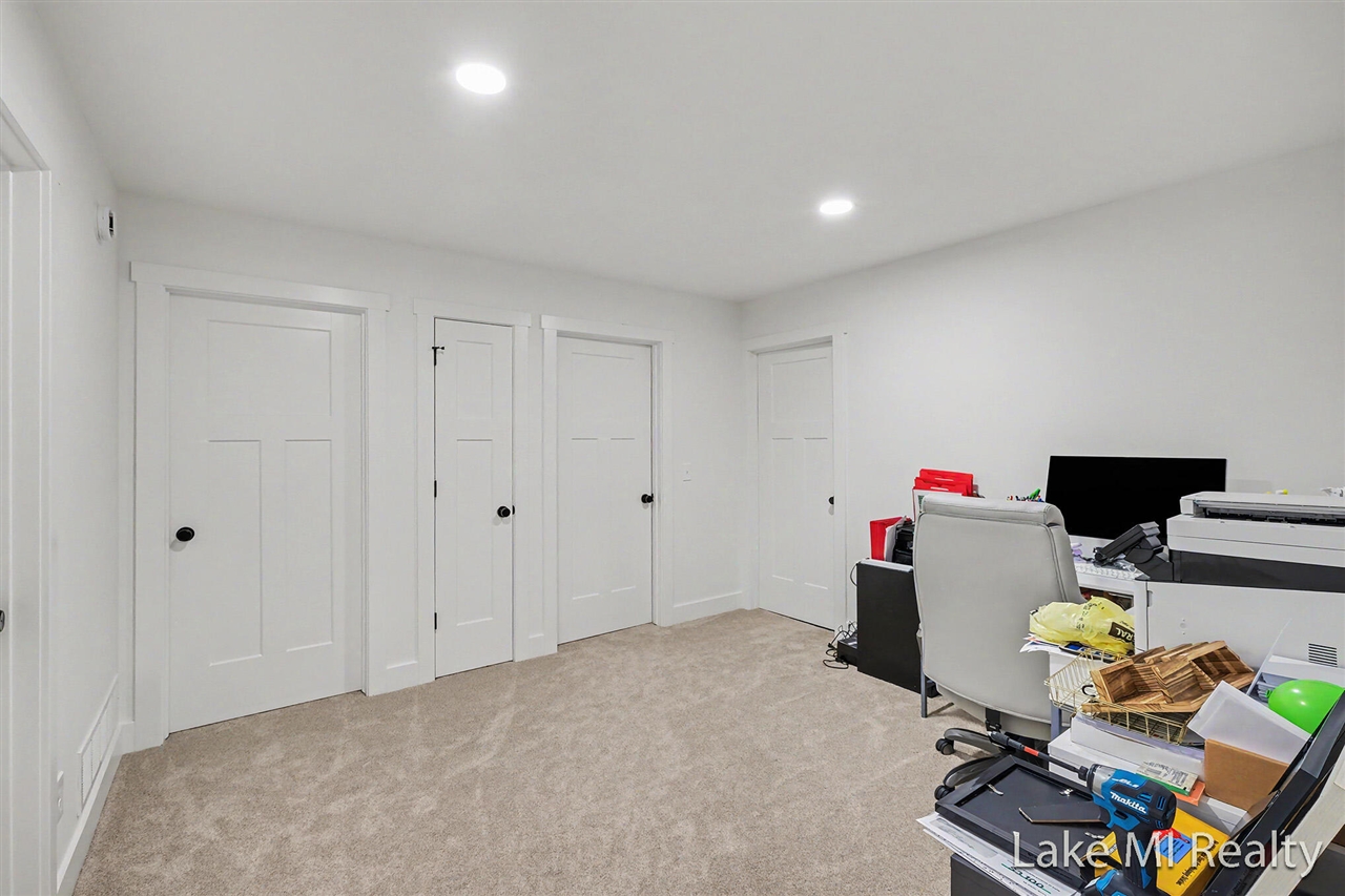 5th image of 5655 Courtney Lynn Ct, Wyoming, MI 49418 | MLS# 70548619