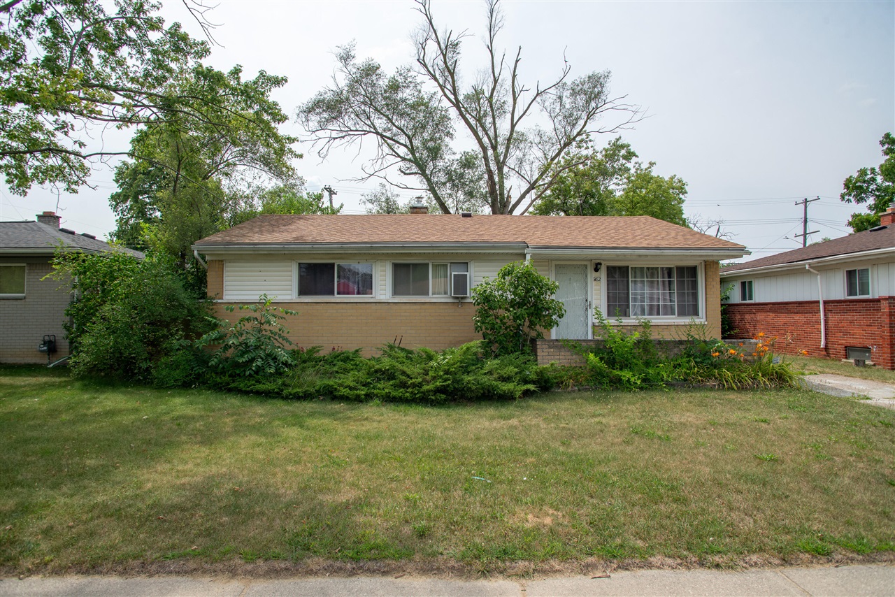 1st image of 982 Desoto Ave, Ypsilanti, MI 48198 | MLS# 70548649