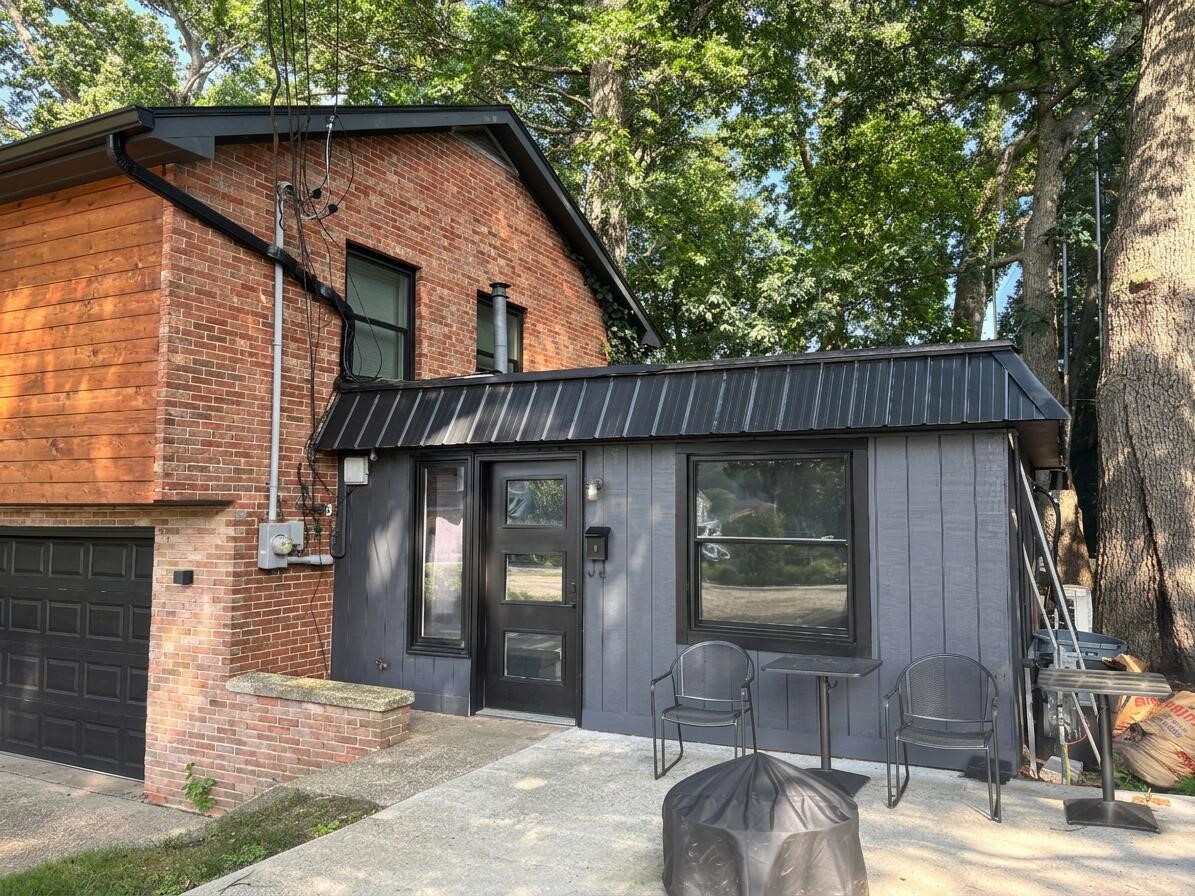 3rd image of 17500 N Fruitport Rd, Spring Lake, MI 49456 | MLS# 70548657