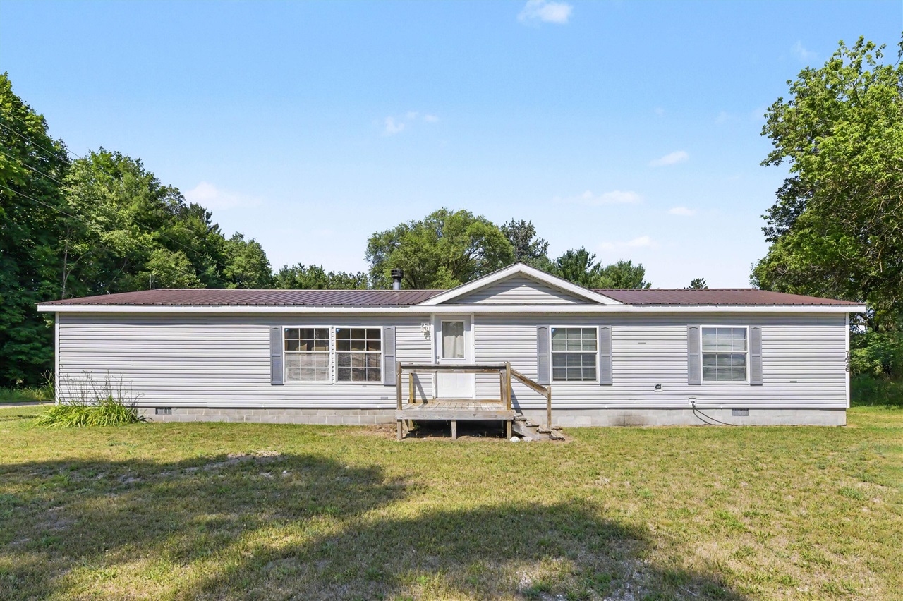 2nd image of 7426 2nd St, Thompsonville, MI 49683 | MLS# 70548659