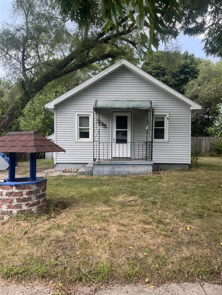 1st image of 335 Abbie St, Grand Rapids, MI 49548 | MLS# 70548673