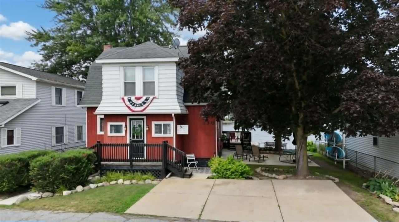 3rd image of 130 Duryeas Pt, Michigan Center, MI 49254 | MLS# 70548694