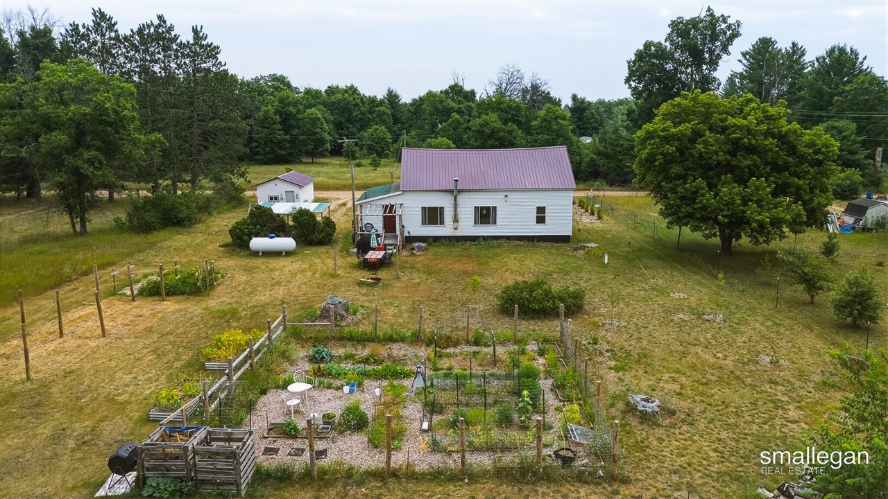 2nd image of 8465 S Michcon Ave, Baldwin, MI 49304 | MLS# 70548696