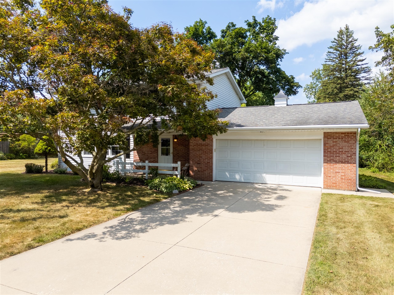 2nd image of 2524 Ridgefield Rd, Portage, MI 49024 | MLS# 70548704