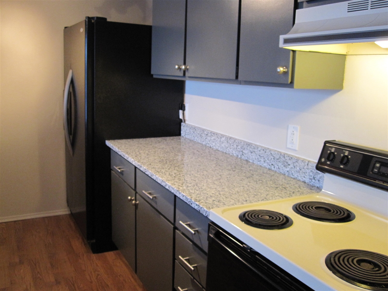 Photo 3 of Condo for sale at 820 Cliffs Dr #306, Ypsilanti, MI 48198 | MLS# 70548740 | Listing updated on 2026-10-05