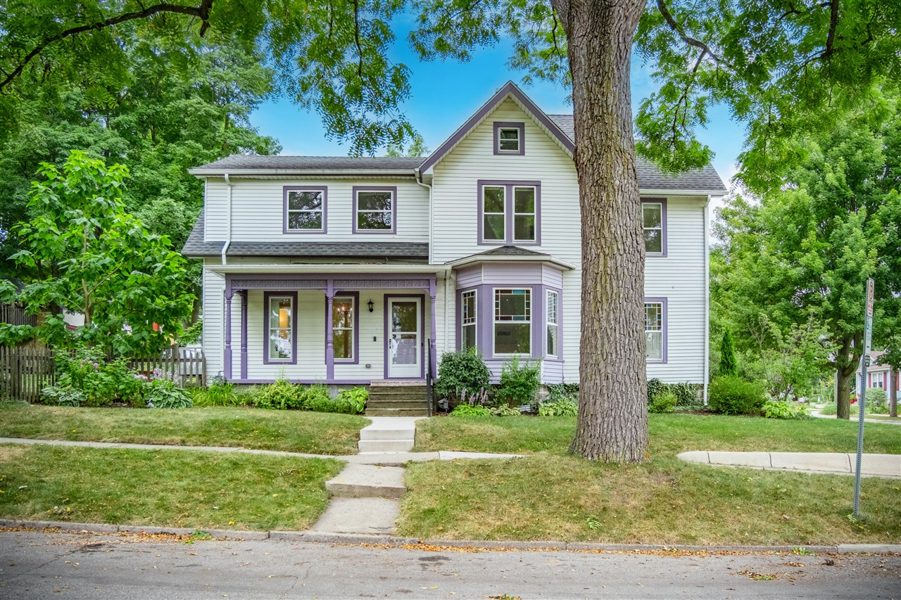 3rd image of 403 W Madison St, Ann Arbor, MI 48103 | MLS# 70548783