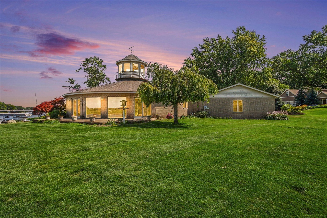 2nd image of 14418 Ott Ln, Grand Haven, MI 49417 | MLS# 70548786
