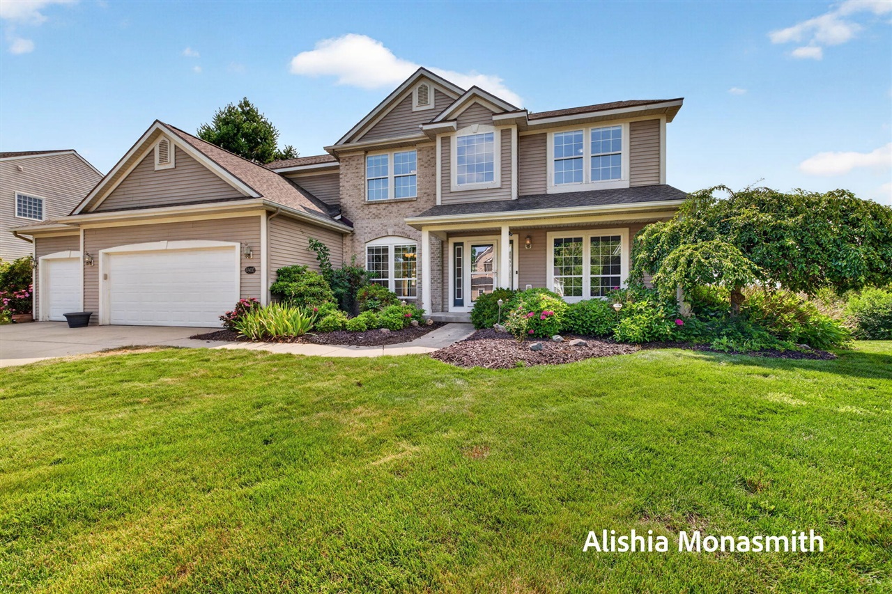 3rd image of 6900 Windflower Wy, Norton Shores, MI 49444 | MLS# 70548823