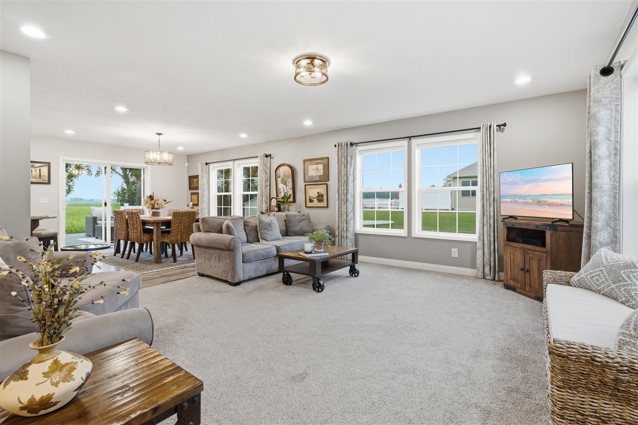 3rd image of 403 Tulip Dr, Three Oaks, MI 49128 | MLS# 70548849