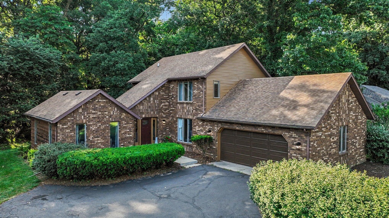 1st image of 2161 Wild Cherry Ln, Kalamazoo, MI 49009 | MLS# 70548903