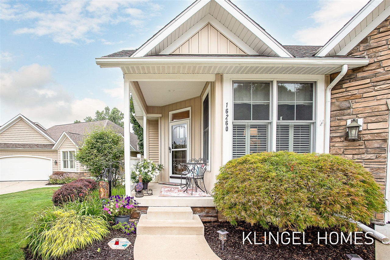 2nd image of 16260 Woodvale Blvd #34, Spring Lake, MI 49456 | MLS# 70548935