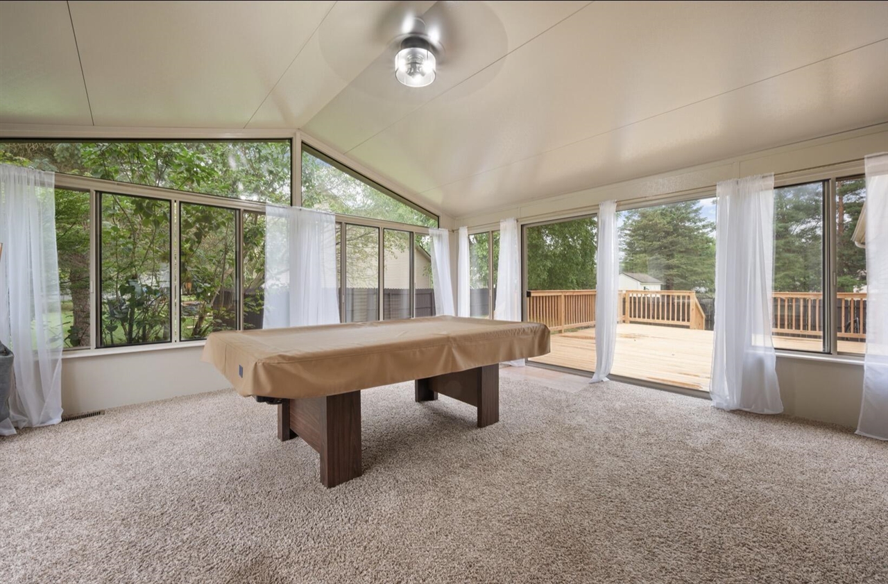 5th image of 6401 Woodbrook Ct, Linden, MI 48451 | MLS# 70548968