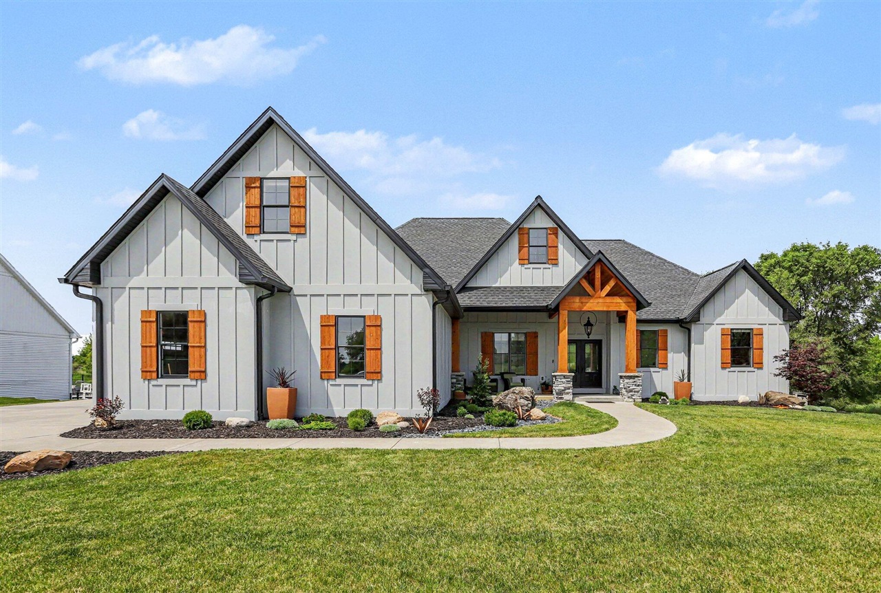 2nd image of 14160 Cb Macdonald Wy, Vicksburg, MI 49097 | MLS# 70548990