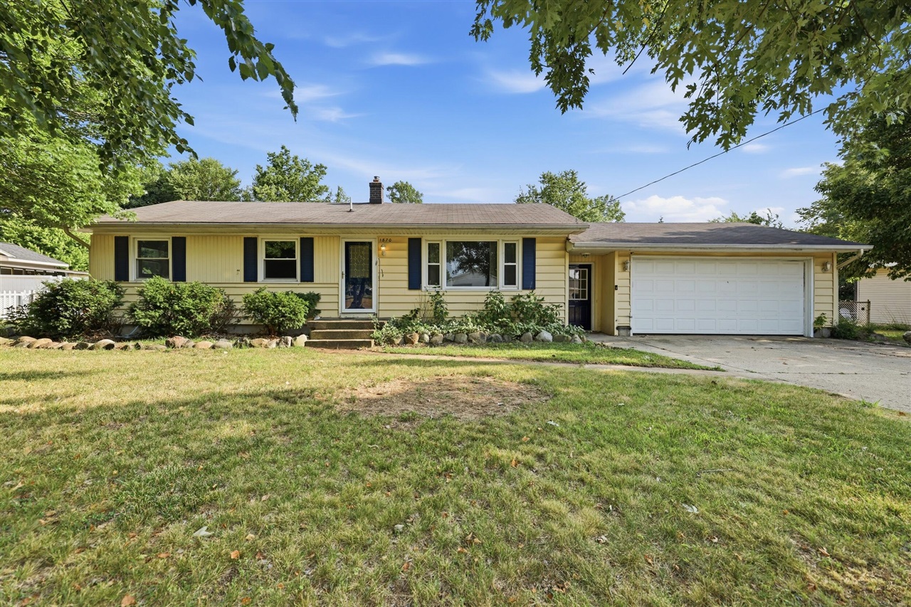 1st image of 1870 Richard St, Jenison, MI 49428 | MLS# 70549031