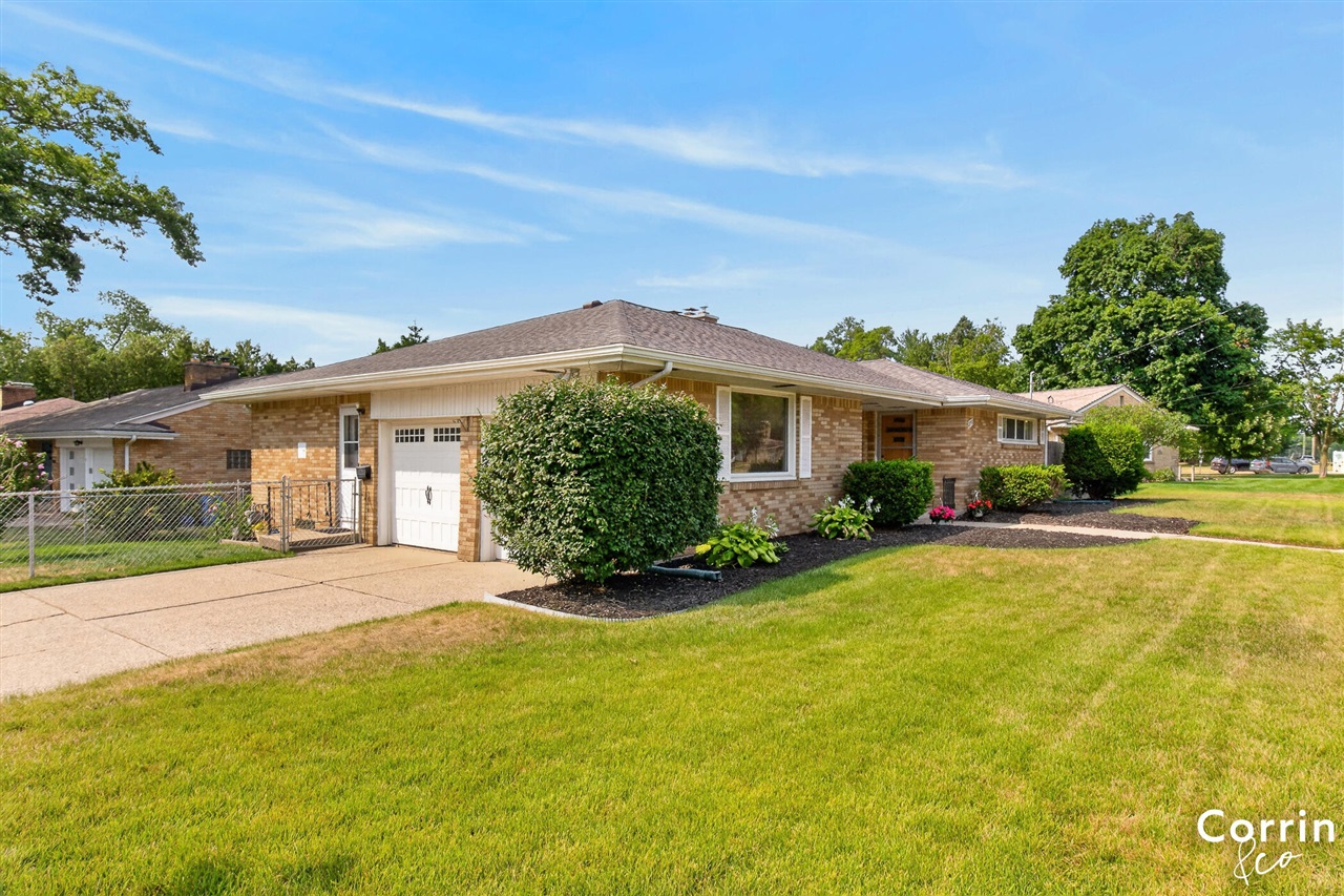 Photo 1 of Single family home for sale at 2741 Plainfield Ave, Grand Rapids, MI 49505 | MLS# 70549039 | Listing updated on 2026-09-23