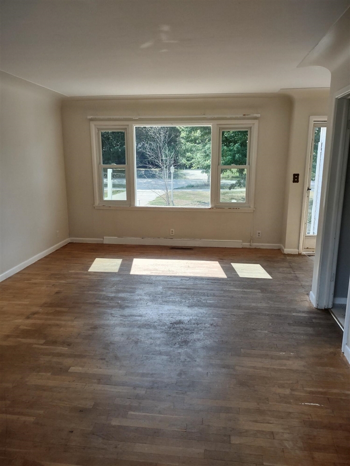 2nd image of 14956 160th Ave, Grand Haven, MI 49417 | MLS# 70549052