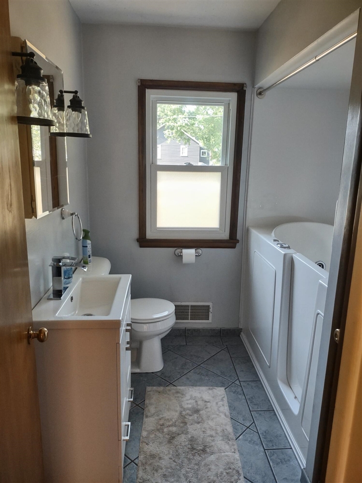 5th image of 14956 160Th Ave, Grand Haven, MI 49417 | MLS# 70549052