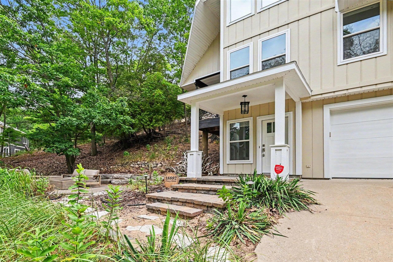 4th image of 18882 Piney Point Dr, Spring Lake, MI 49456 | MLS# 70549053