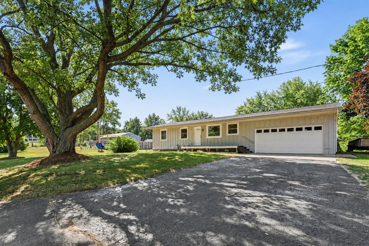 1st image of 14370 14 Mile Rd, Greenville, MI 48838 | MLS# 70549067