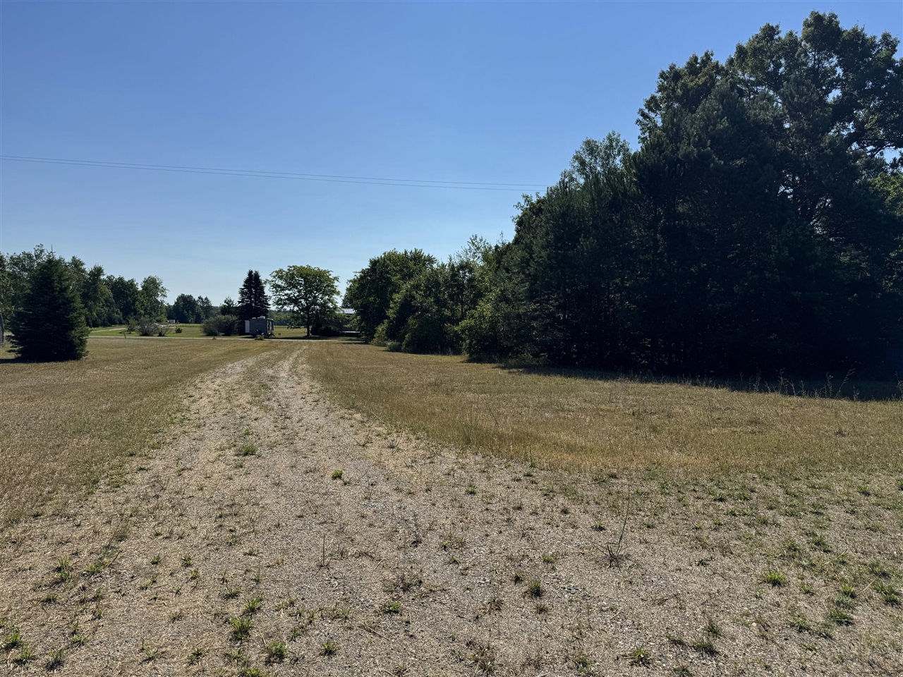 4th image of 9381 Jones Rd, Howard City, MI 49329 | MLS# 70549073