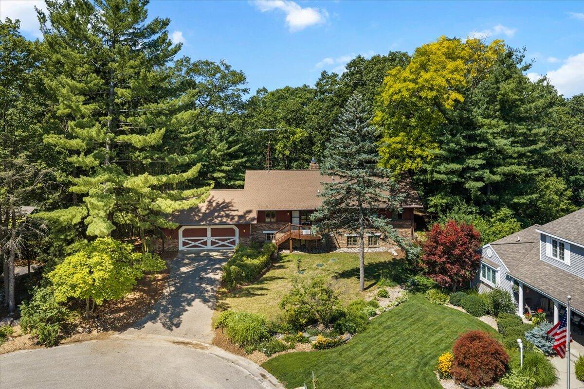 1st image of 3365 Wildridge Dr, Grand Rapids, MI 49525 | MLS# 70549075