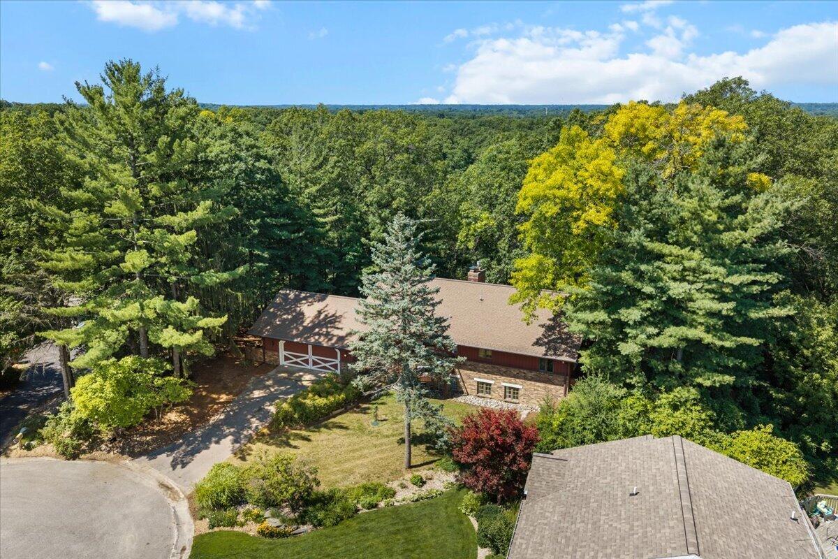 2nd image of 3365 Wildridge Dr, Grand Rapids, MI 49525 | MLS# 70549075