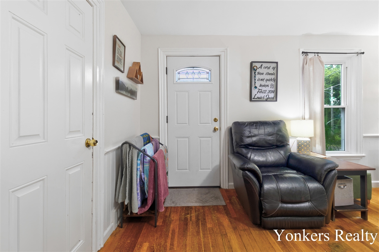 5th image of 190 Race St, Freeport, MI 49325 | MLS# 70549078