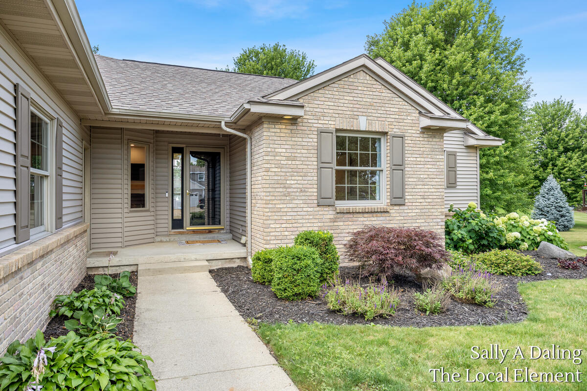 3rd image of 4319 Del Mar Dr, Grandville, MI 49418 | MLS# 70549079