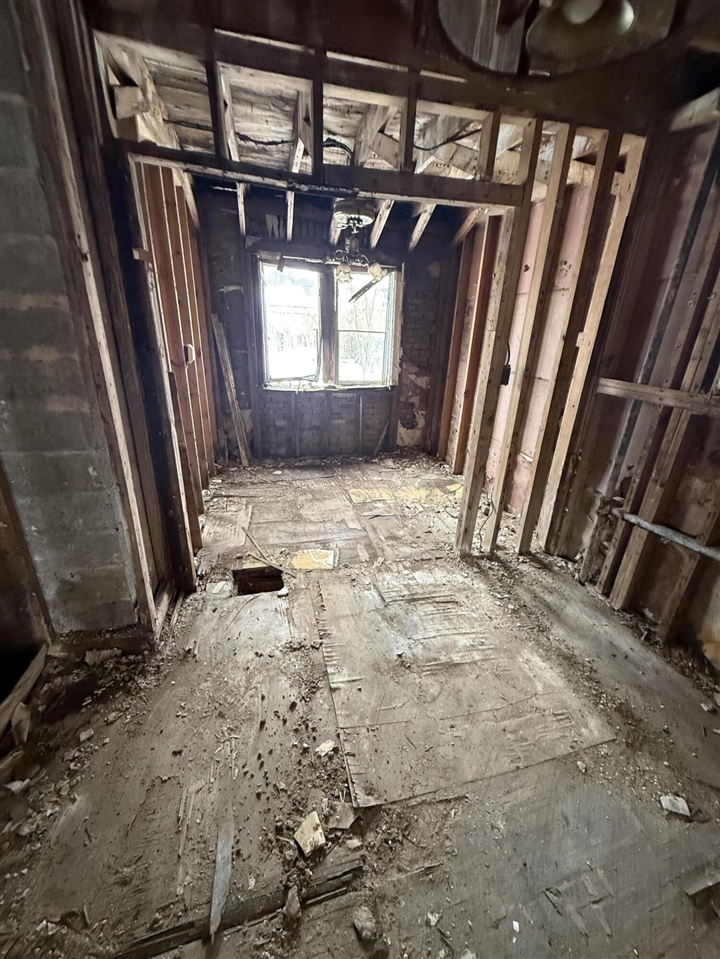 2nd image of 16560 Ward Ave, Detroit, MI 48235 | MLS# 70549096