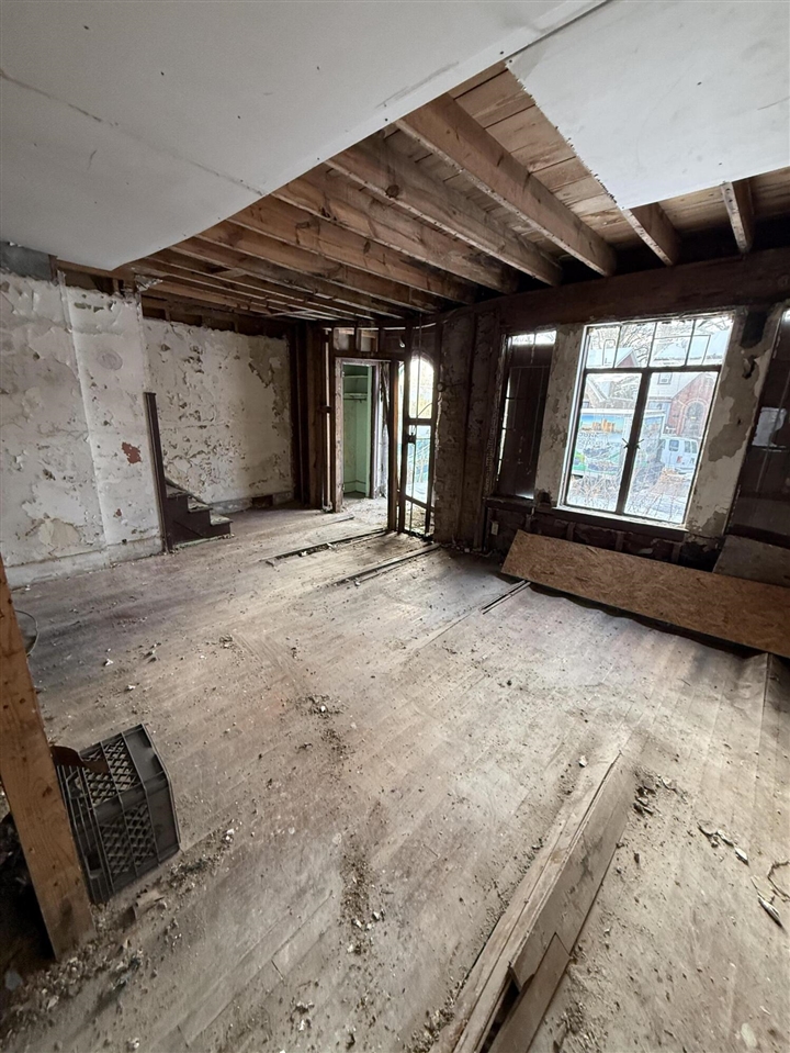3rd image of 16560 Ward Ave, Detroit, MI 48235 | MLS# 70549096