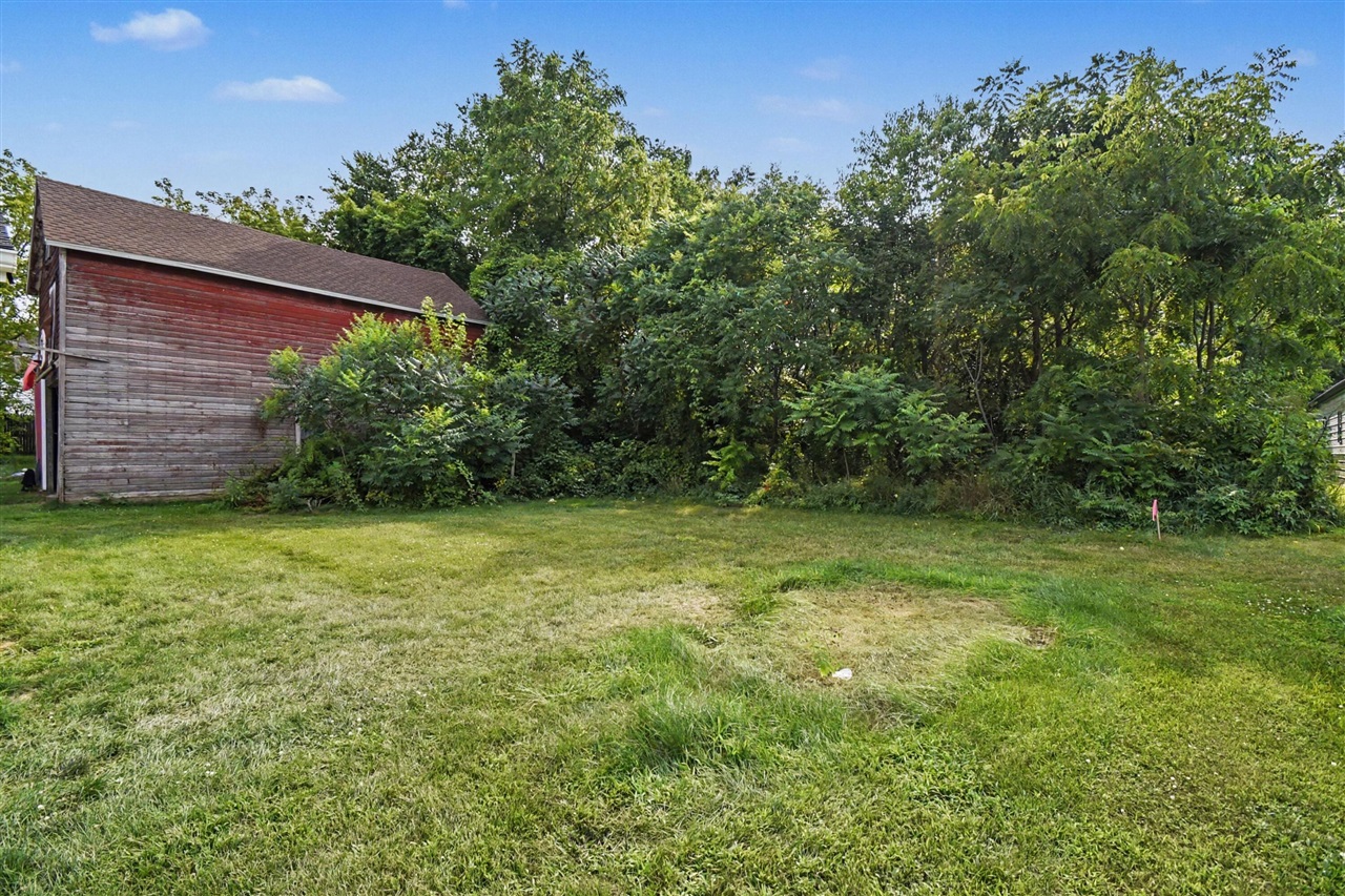 26th image of 220 Larkin St, Middleville, MI 49333 | MLS# 70549160