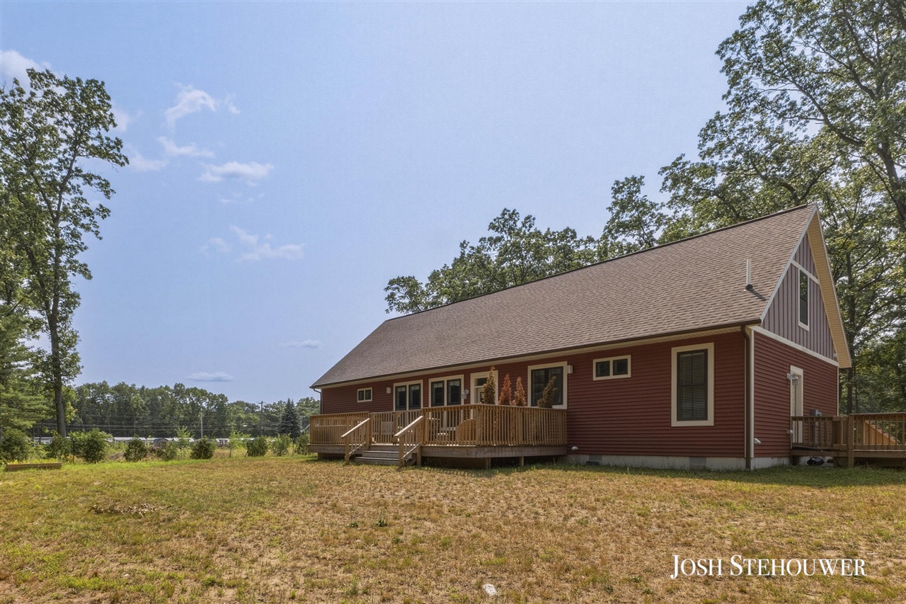 51st image of 914 S Hilton Park Rd, Muskegon, MI 49442 | MLS# 70549165