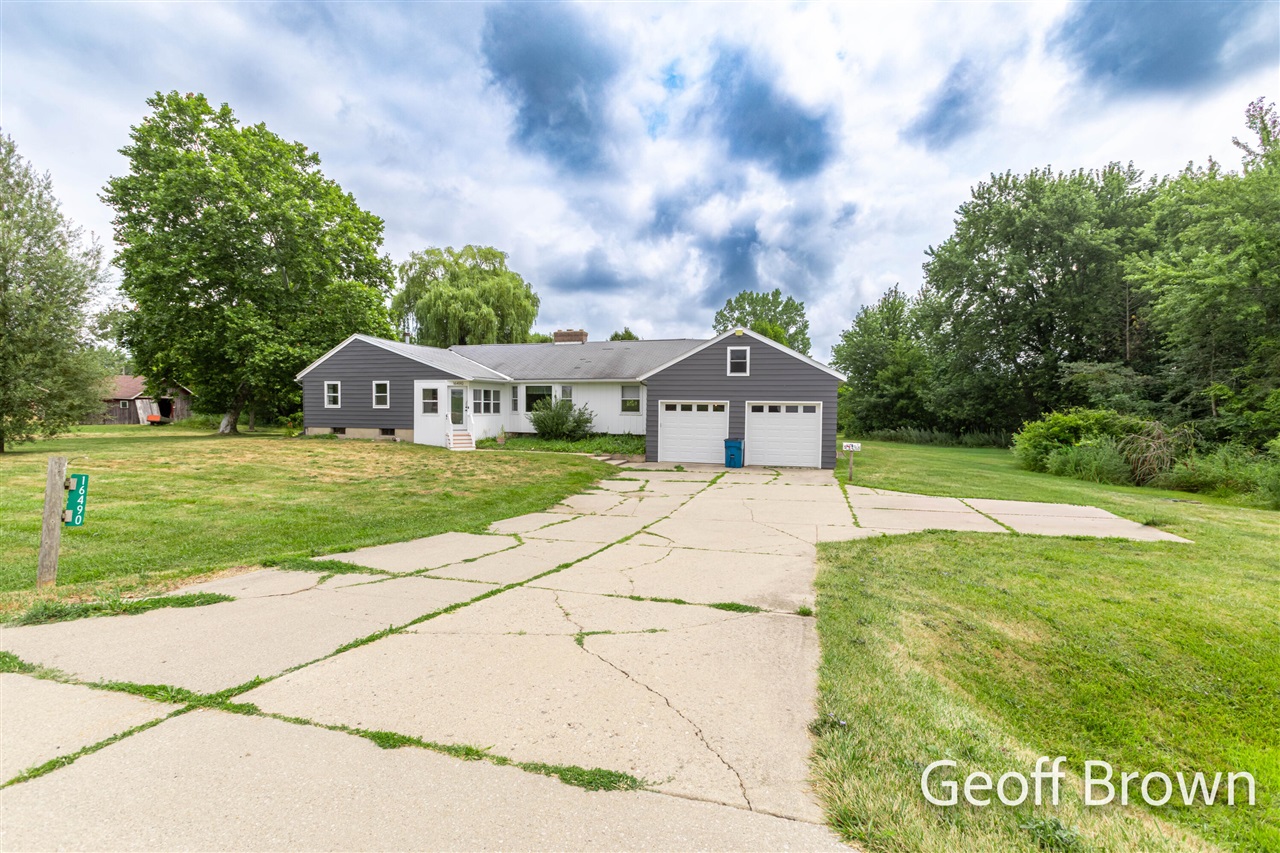 3rd image of 16490 8Th Ave, Marne, MI 49435 | MLS# 70549207