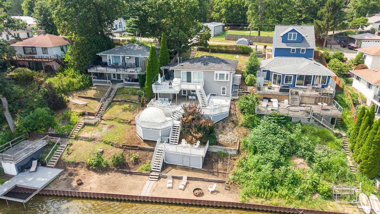 3rd image of 3361 W Shore Dr, Battle Creek, MI 49017 | MLS# 70549231