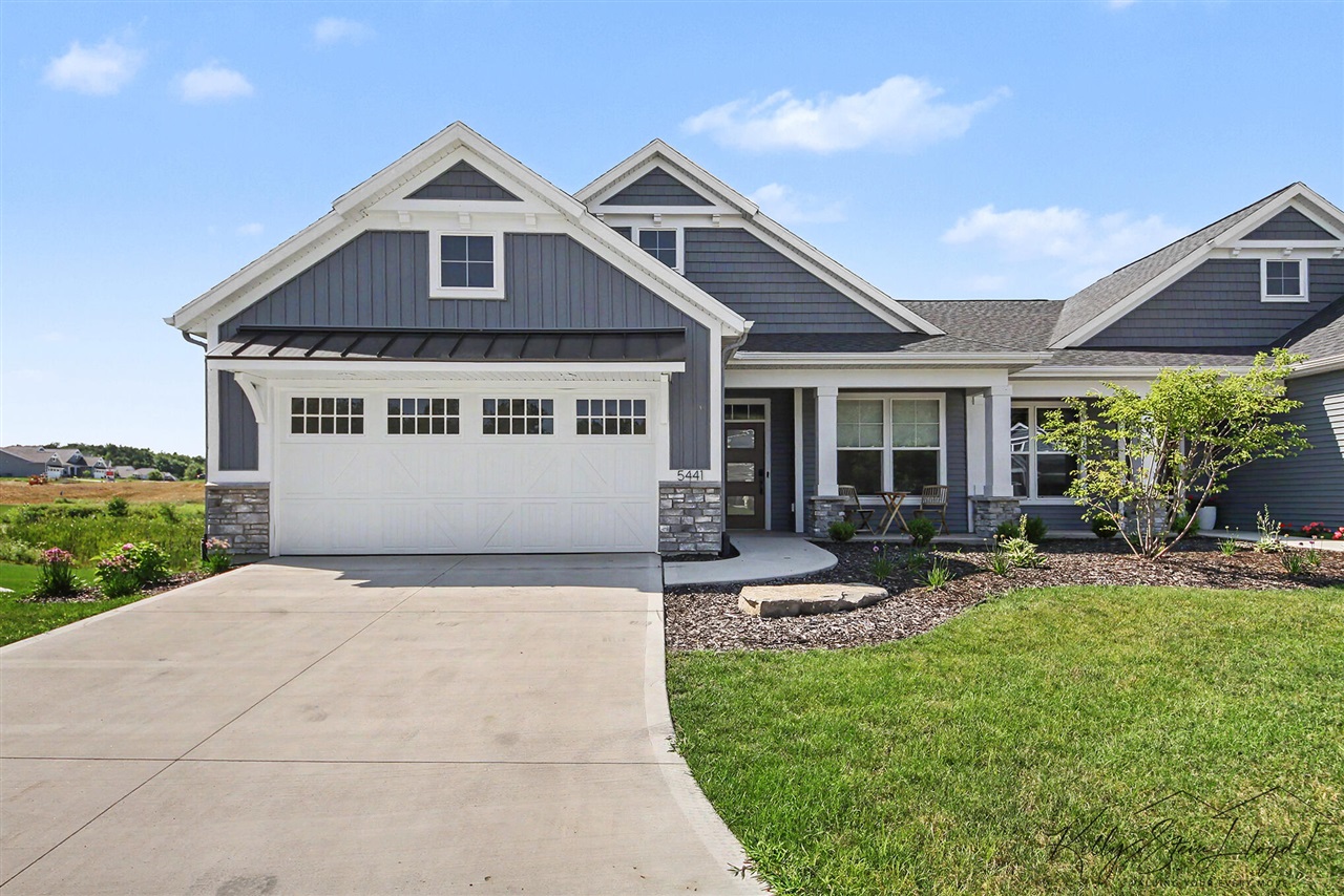1st image of 5441 Sw Albright Ave, Grandville, MI 49418 | MLS# 70549236