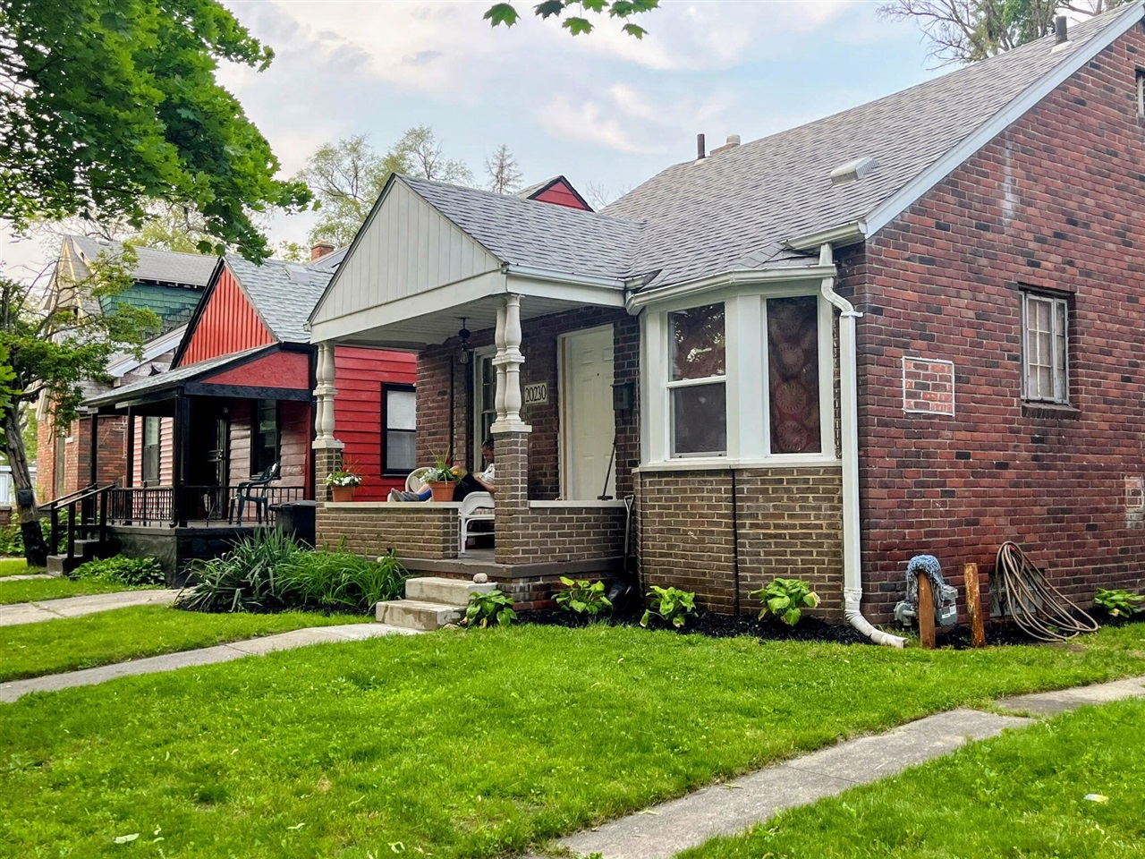 2nd image of 20230 Irvington St, Highland Park, MI 48203 | MLS# 70549238