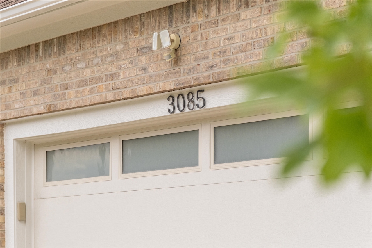 4th image of 3085 N Foxridge Ct, Ann Arbor, MI 48105 | MLS# 70549242
