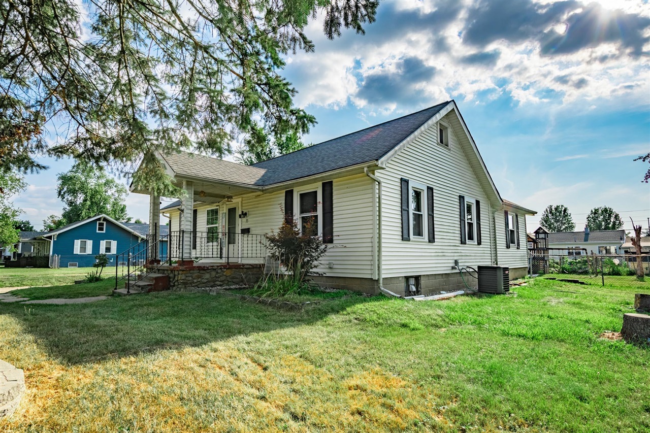 2nd image of 33 N 22nd St, Battle Creek, MI 49015 | MLS# 70549283