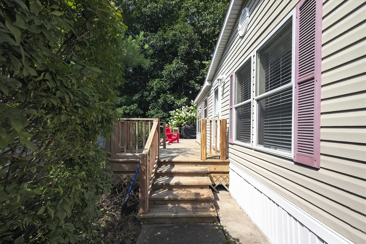 4th image of 8000 Warren Woods Rd #100, Three Oaks, MI 49128 | MLS# 70549288
