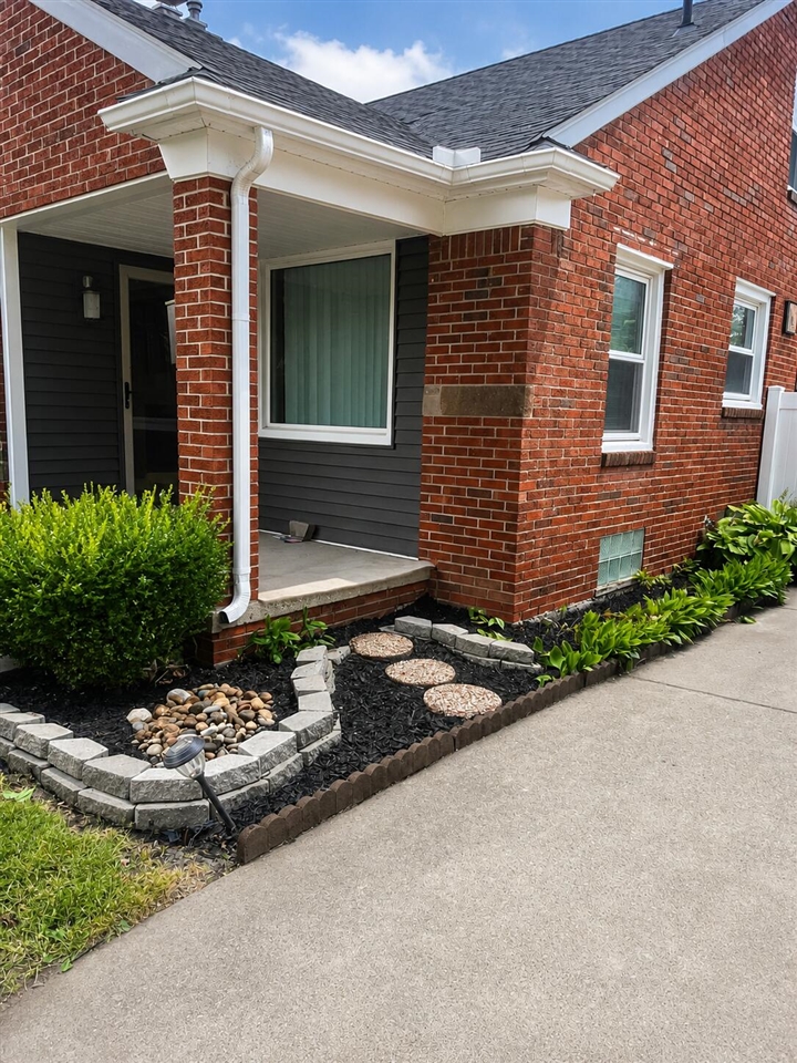 1st image of 21211 Newcastle Rd, Harper Woods, MI 48225 | MLS# 70549294