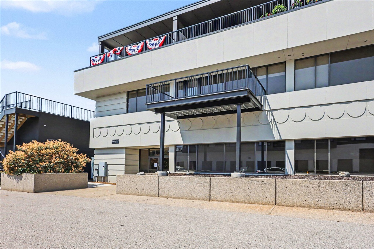 300-washington-ave-4-grand-haven-mi-49417/hzid_1969f23f