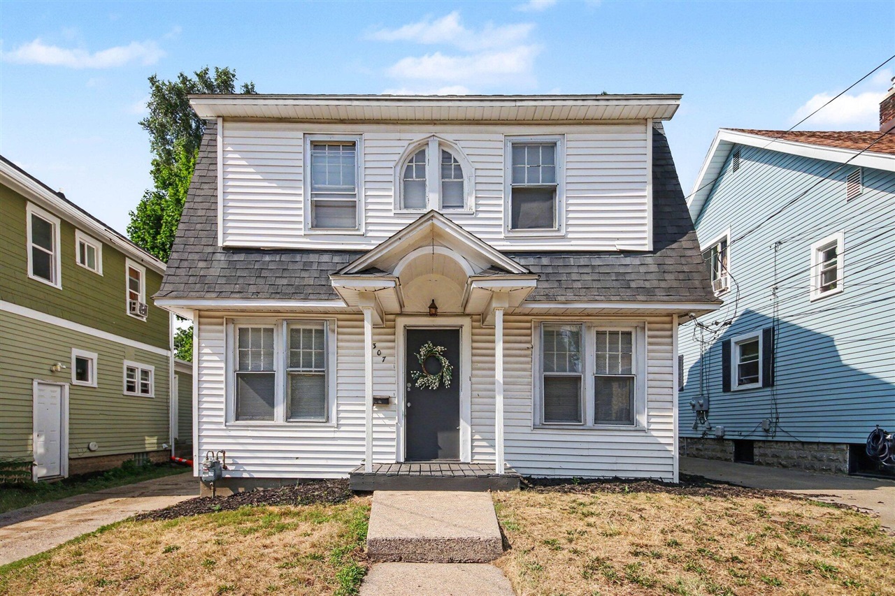 1st image of 307 Griggs St, Grand Rapids, MI 49507 | MLS# 70549336